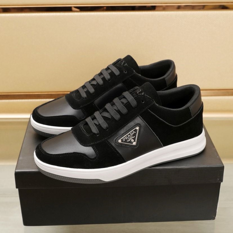 Pra*a casual shoes